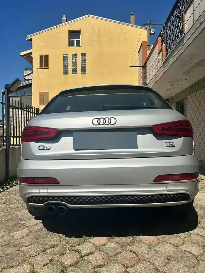 Usata Audi Q3 S-Line 140 CV (102 kW) 2015 Grigio SUV