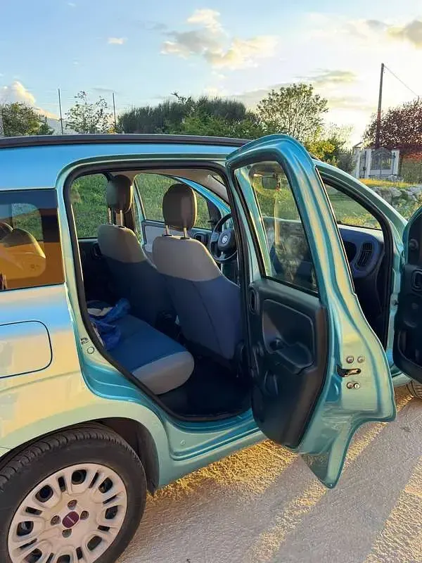 Usata Fiat Panda Easy 69 CV (50 kW) 2015 Blu/azzurro Utilitaria