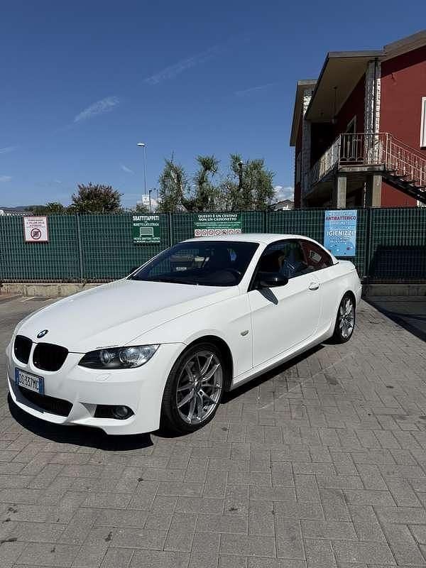 Usata BMW 320 Cabriolet M Sport 177 CV (130 kW) 2008 Bianco Cabrio