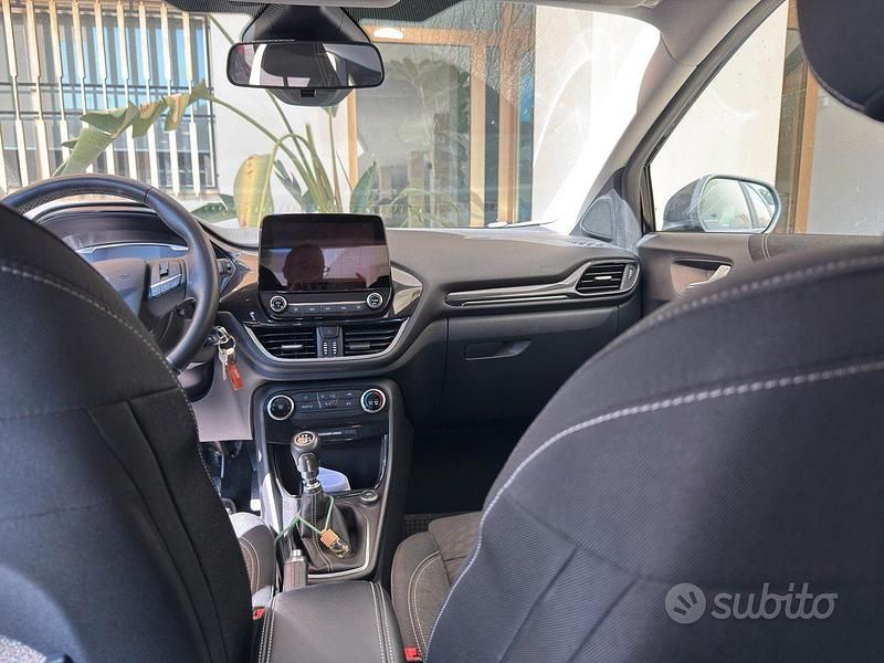 Usata Ford Puma 125 CV (91 kW) 2020 Nero Station wagon