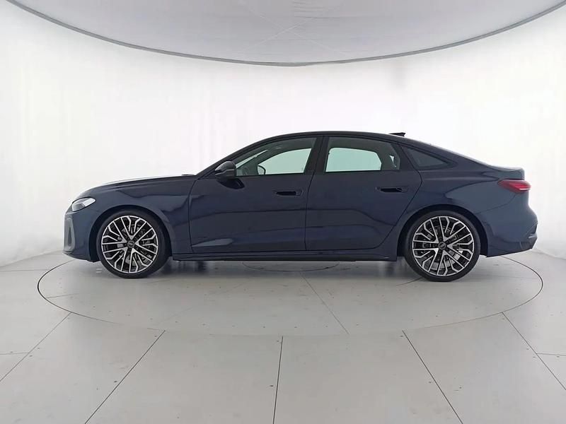 Nuova Audi A5 Ambiente 204 CV (150 kW) 2025 Blu firmamento metallizzato Berlina