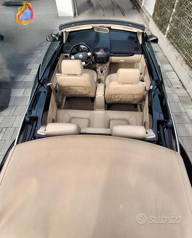 Usata VW New Beetle 102 CV (75 kW) 2005 Nero Utilitaria