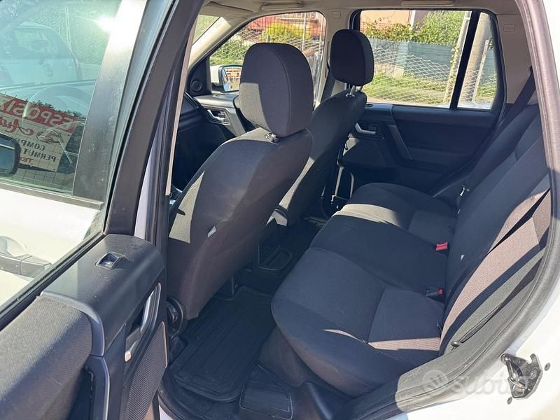 Usata Land Rover Freelander 2 HSE 190 CV (139 kW) 2011 Bianco SUV
