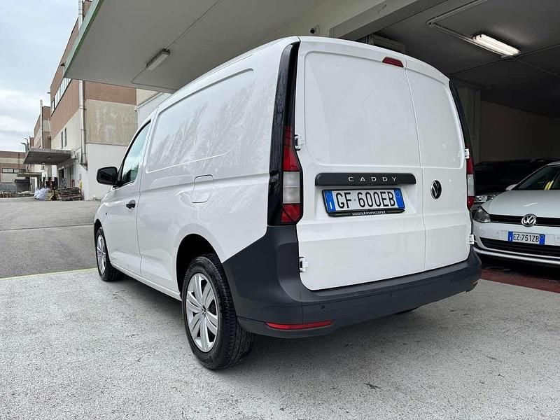 Usata VW Caddy 75 CV (55 kW) 2021 Bianco Monovolume