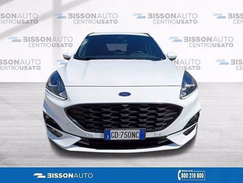 Usata Ford Kuga ST-Line 120 CV (88 kW) 2021 Bianco pastello SUV