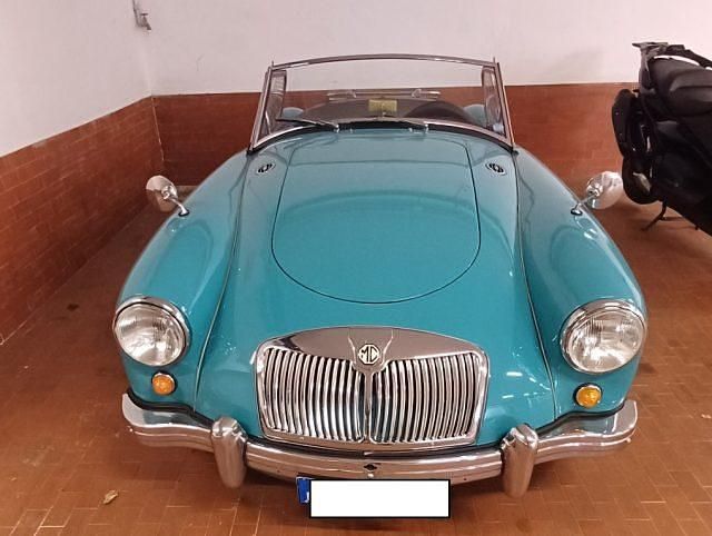 Usata MG MGA 1956 Blu