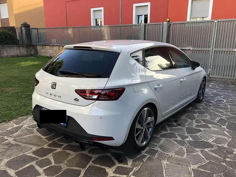 Usata Seat Leon SC FR 184 CV (135 kW) 2013 Bianco Utilitaria