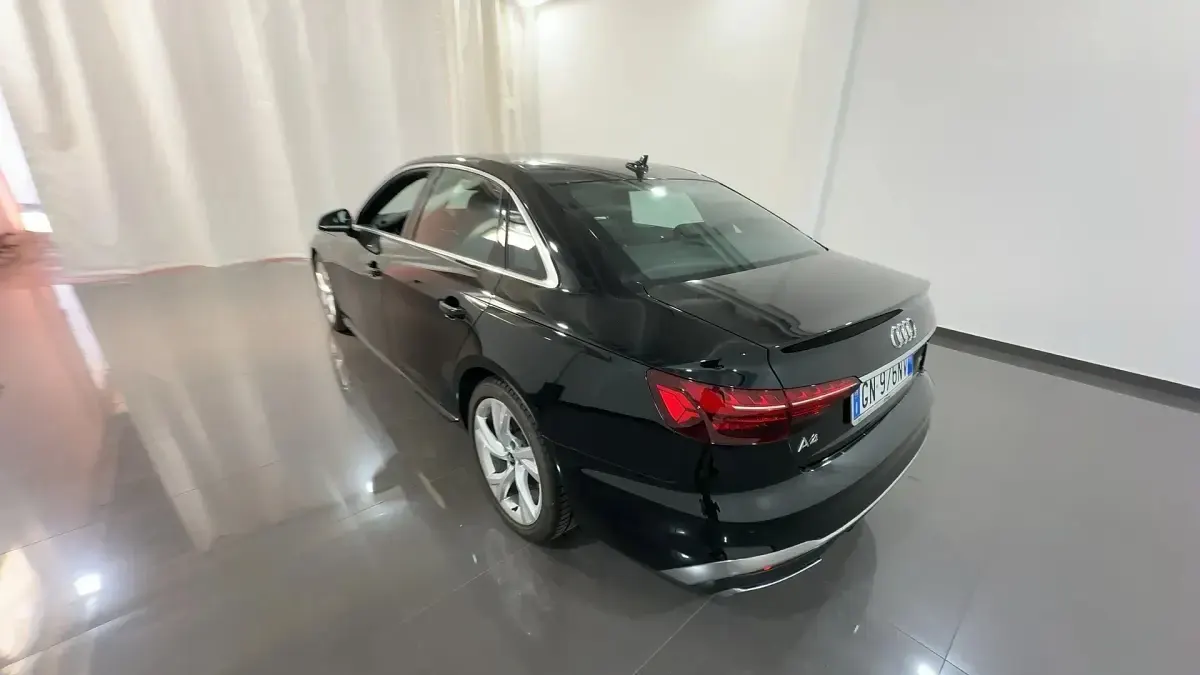 Usata Audi A4 S-Line 136 CV (100 kW) 2023 Nero Berlina