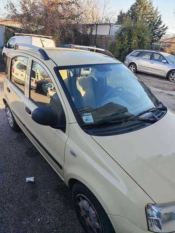 Usata Fiat Panda Dynamic 60 CV (44 kW) 2011 Utilitaria