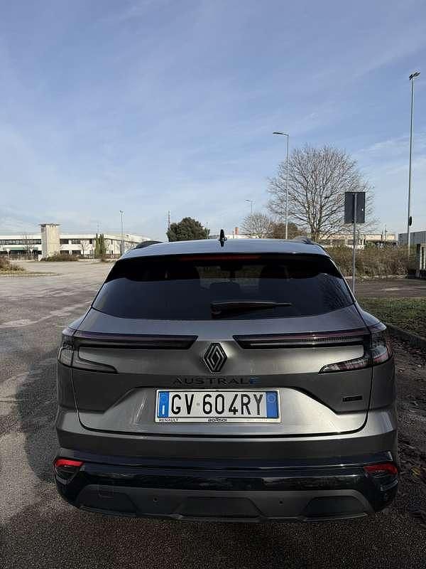 Usata Renault Austral Iconic Esprit Alpine 199 CV (146 kW) 2024 SUV