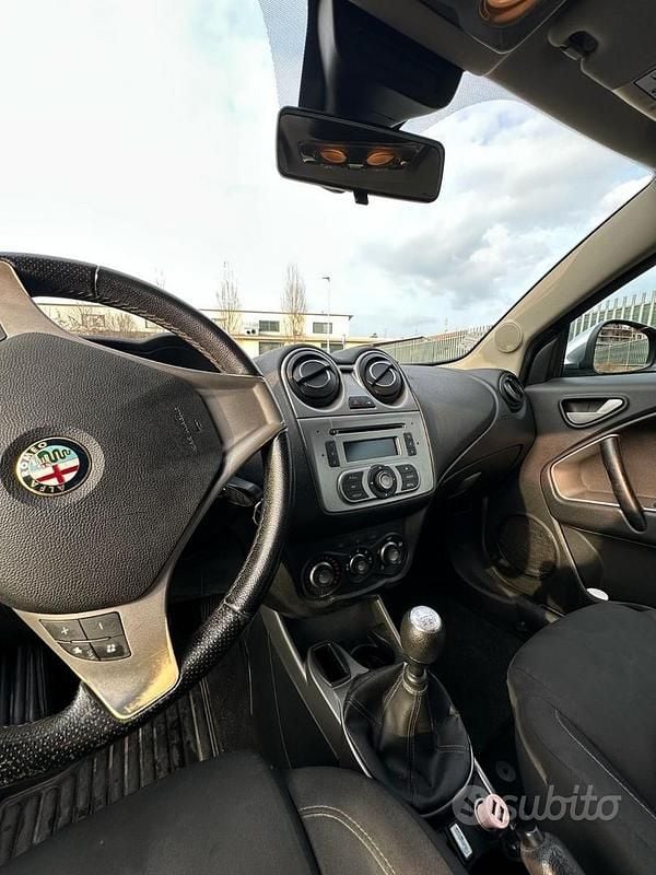Usata Alfa Romeo MiTo 78 CV (57 kW) 2014 Nero Utilitaria
