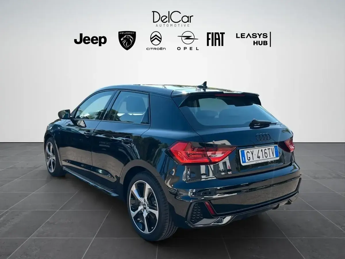 Nuova Audi A1 S-Line 115 CV (84 kW) 2025 Nero SUV