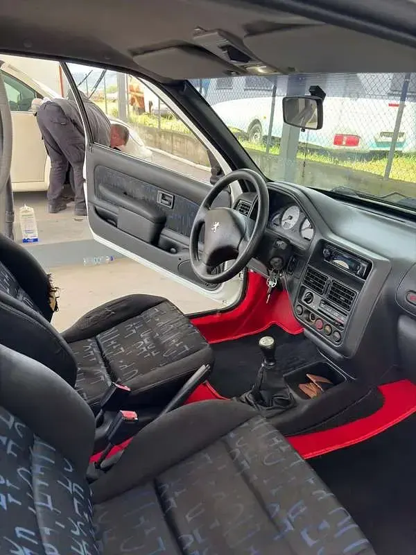 Usata Peugeot 106 S 118 CV (86 kW) 2000 Utilitaria