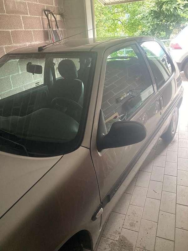 Usata Citroën Saxo 60 CV (44 kW) 2001 Utilitaria