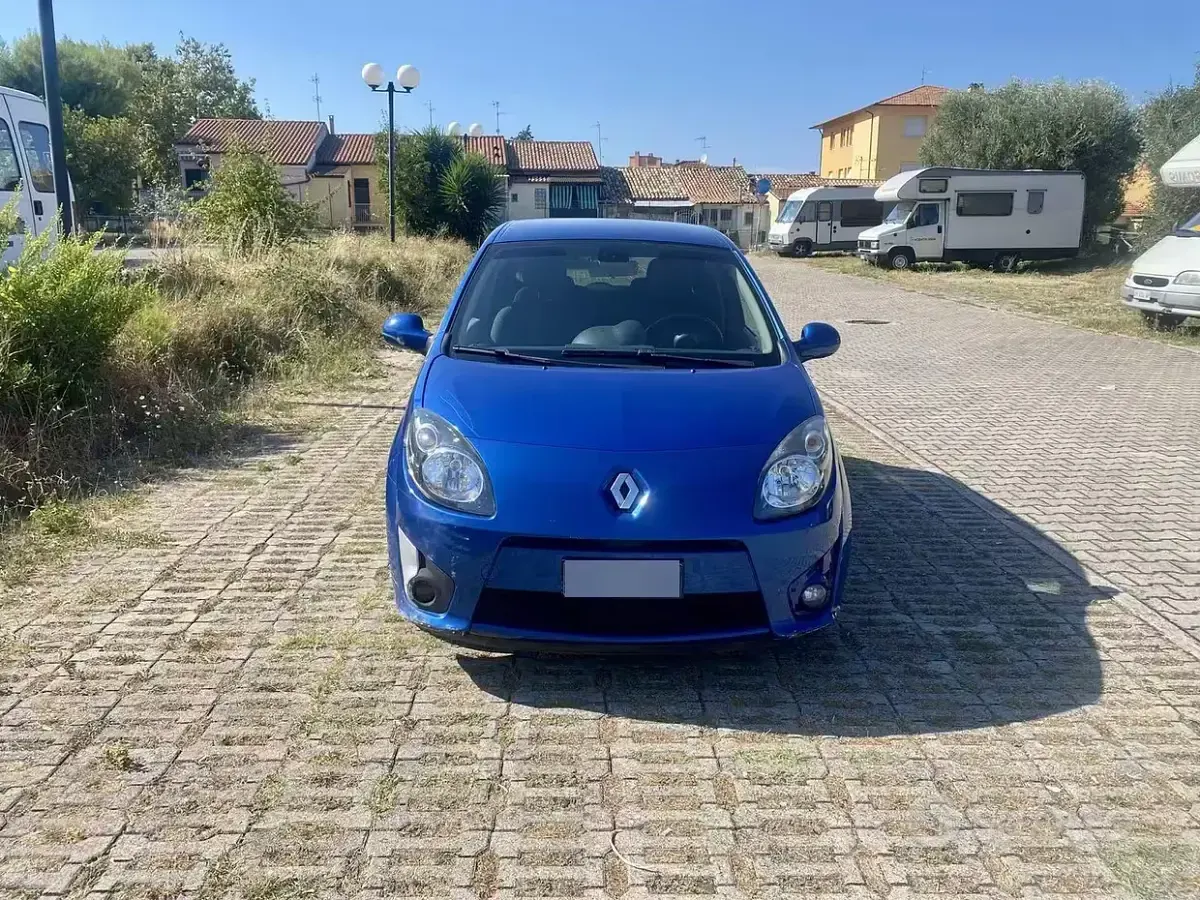 Usata Renault Twingo 64 CV (47 kW) 2008 Bluazzurro Utilitaria