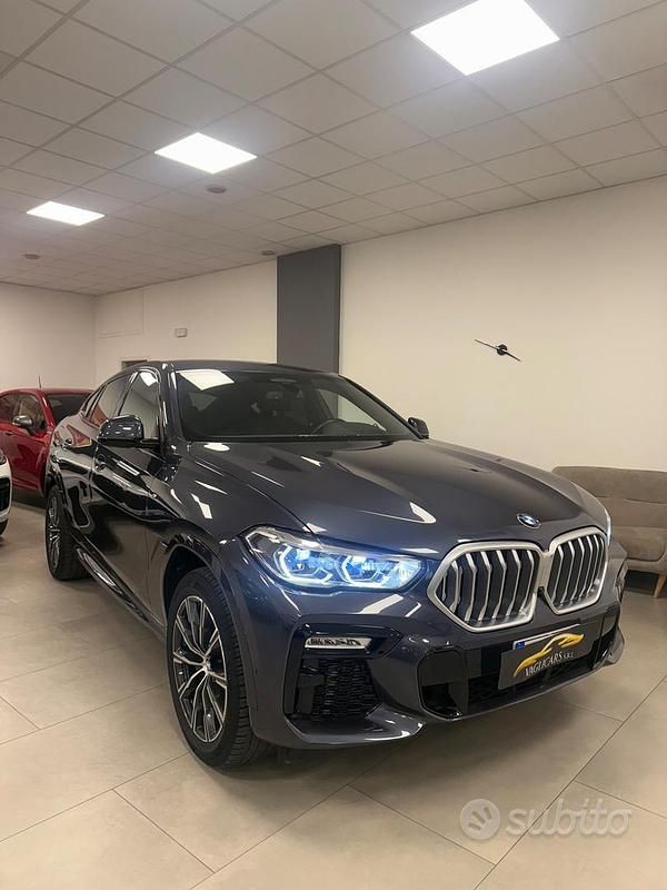 Grigio Usata 2021 BMW X6 M Sport SUV | 58.500 € (Super prezzo) - Immagine 1/4