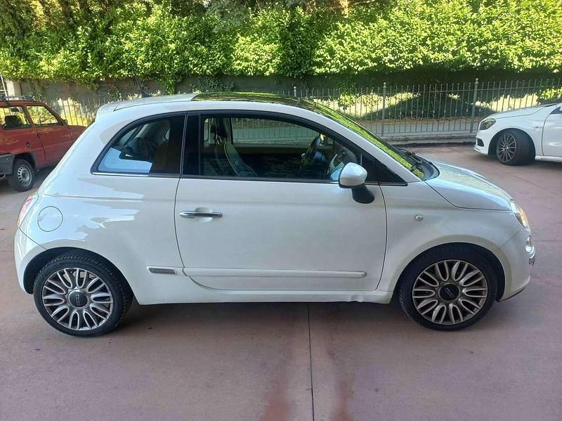 Usata Fiat 500 Lounge 95 CV (69 kW) 2015 Bianco Utilitaria
