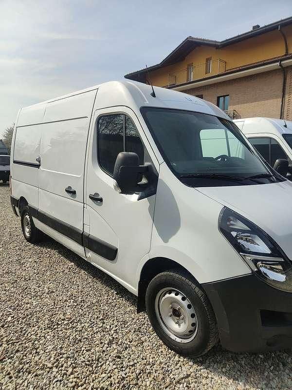 Usata Opel Movano 140 CV (102 kW) 2021 Bianco Furgone