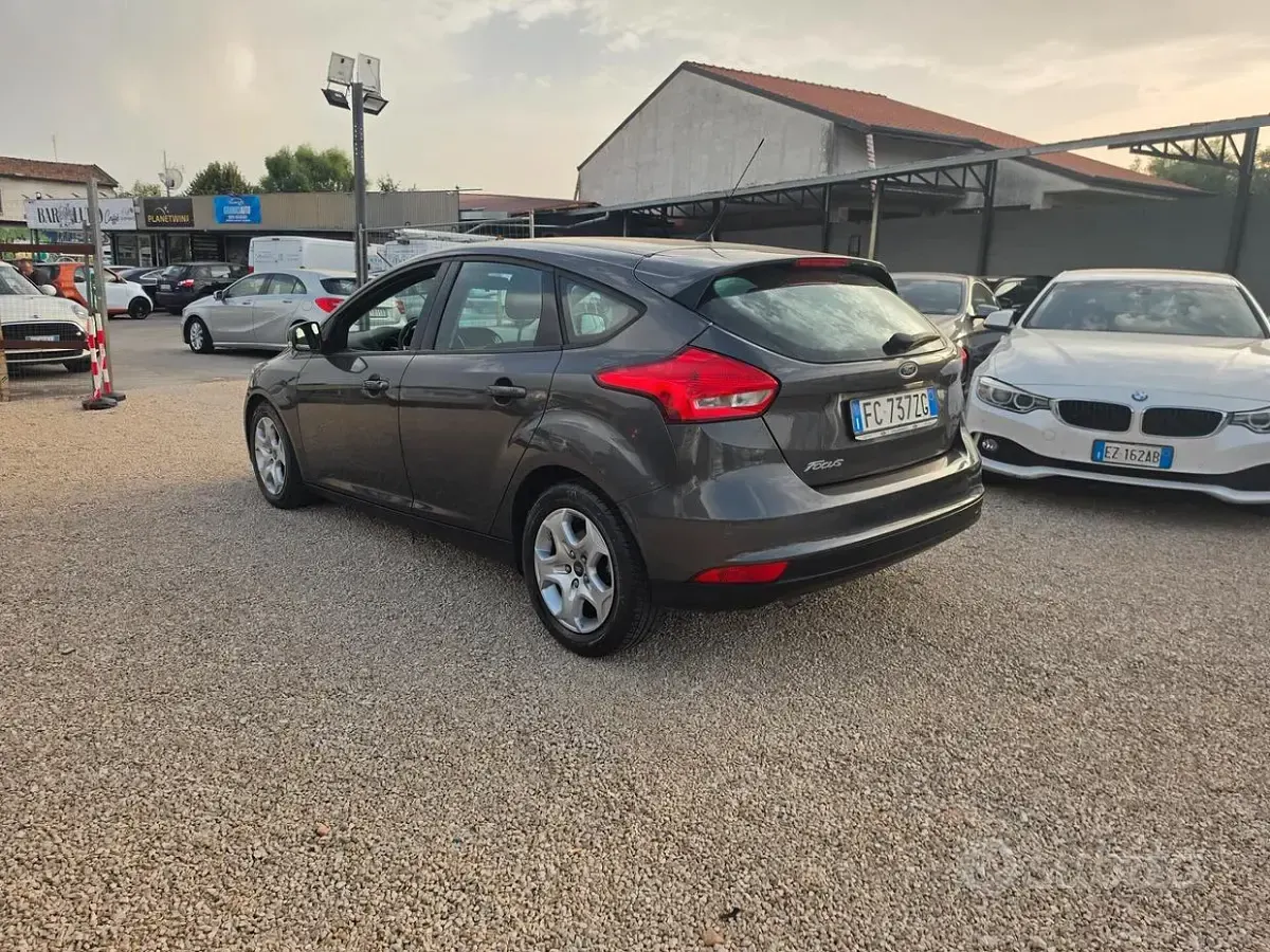 Usata Ford Focus Titanium 120 CV (88 kW) 2016 Nero Berlina
