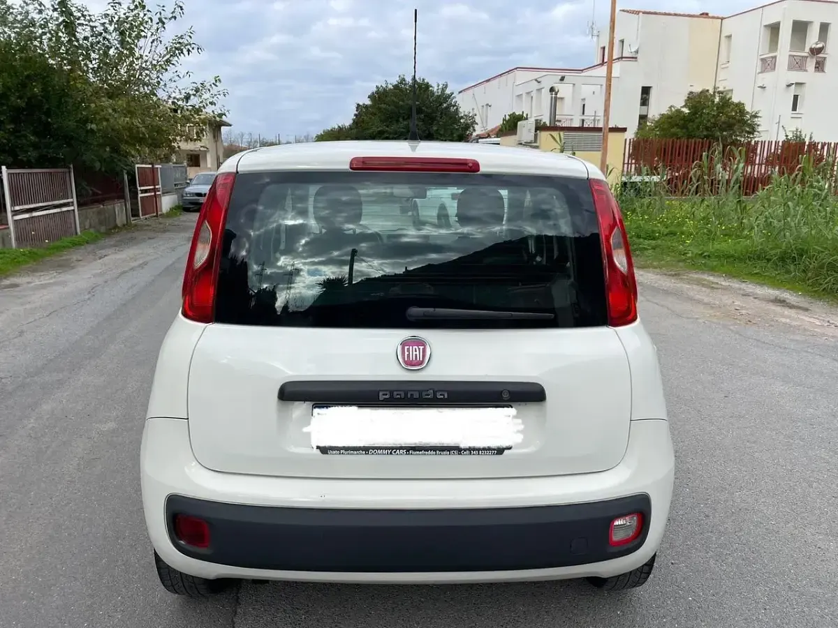 Usata Fiat Panda Easy 75 CV (55 kW) 2012 Bianco Utilitaria