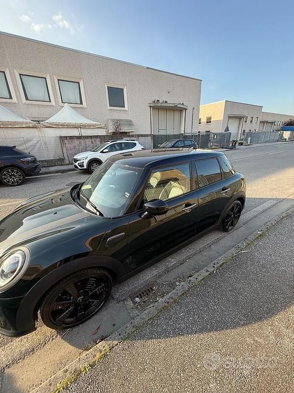 Usata Mini Cooper Resolute Edition 136 CV (100 kW) 2023 Verde Utilitaria