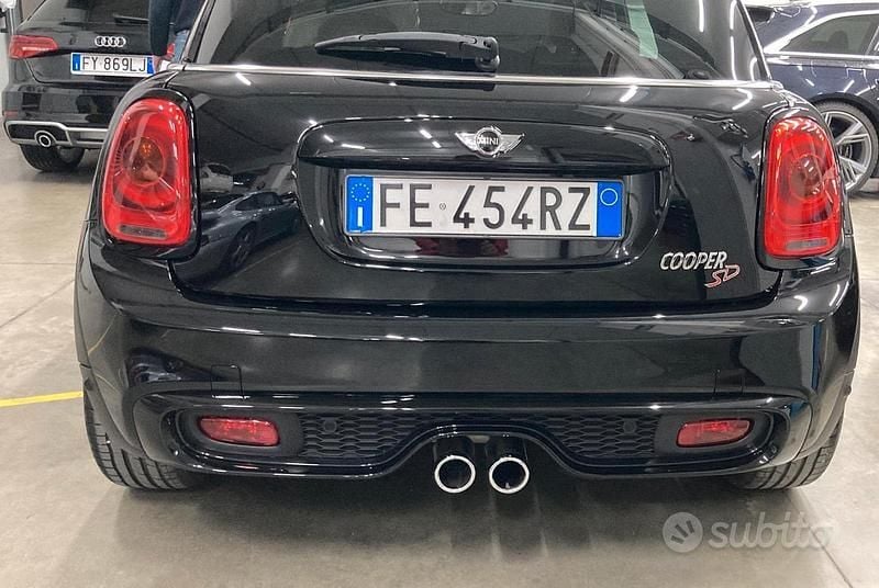 Usata Mini Cooper SD Business 170 CV (125 kW) 2016 Nero Utilitaria