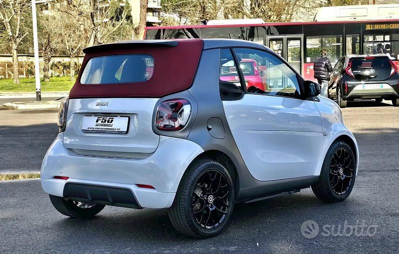 Usata Smart ForTwo Cabrio Superpassion 90 CV (66 kW) 2017 Other Cabrio