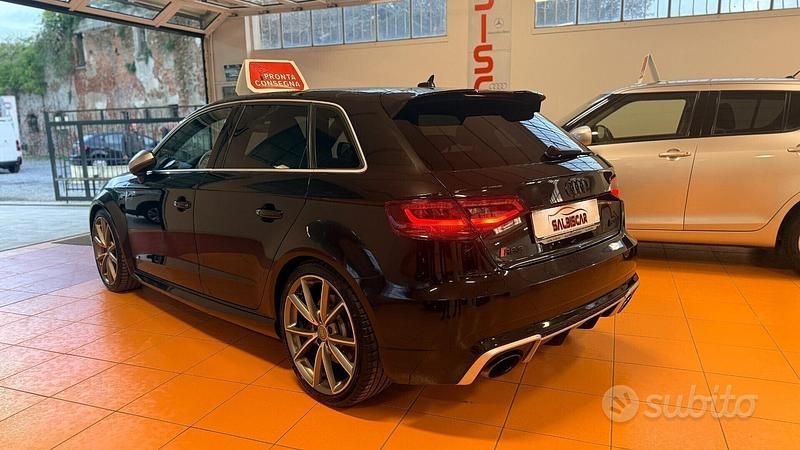 Käytetty Audi A3 367 HP (269 kW) 2016 Musta Sedan