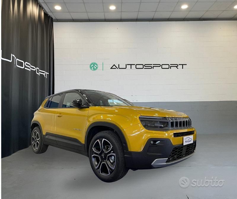 Nuova Jeep Avenger Summit 2025 Giallo SUV