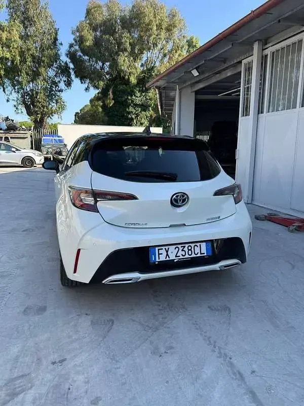 Usata Toyota Corolla Lounge 184 CV (135 kW) 2019 Berlina