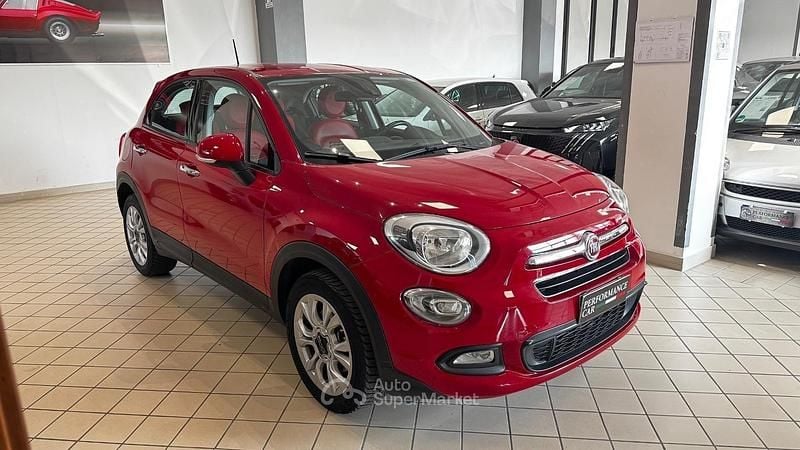 Usata Fiat 500X Lounge 95 CV (69 kW) 2016 Rosso SUV