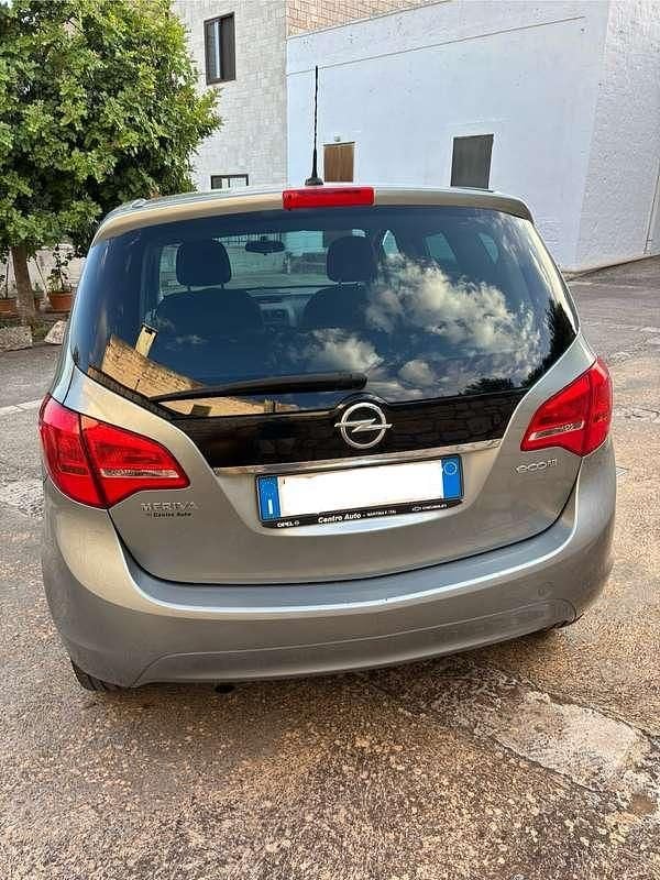Usata Opel Meriva 95 CV (69 kW) 2013 Grigio Monovolume