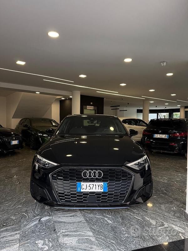 Usata Audi A3 S-Line 116 CV (85 kW) 2022 Nero Berlina