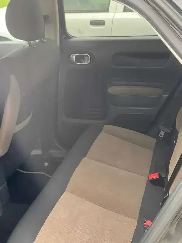 Usata Citroën C4 Feel 82 CV (60 kW) 2016 Nero SUV