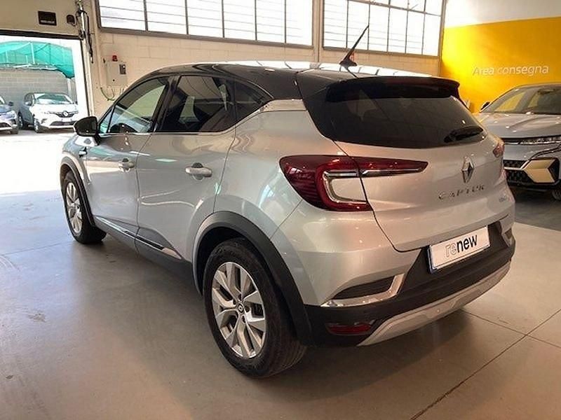 Usata Renault Captur Intens 145 CV (106 kW) 2022 Grigio SUV