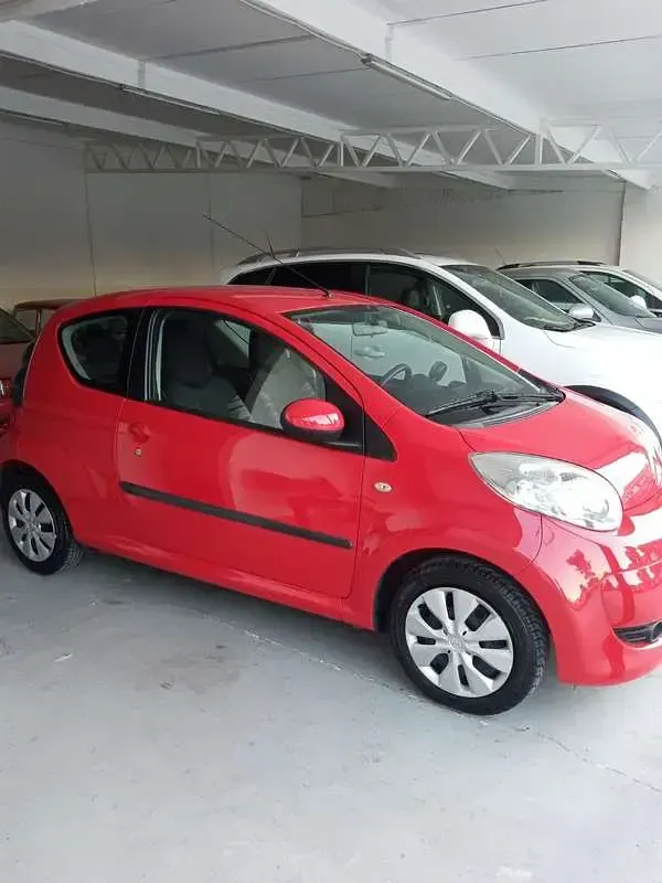 Usata Citroën C1 68 CV (50 kW) 2010 Rosso Utilitaria