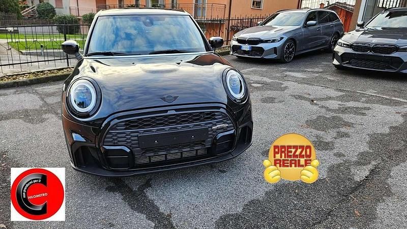 Usata Mini John Cooper Works 136 CV (100 kW) 2022 Midnight black Utilitaria