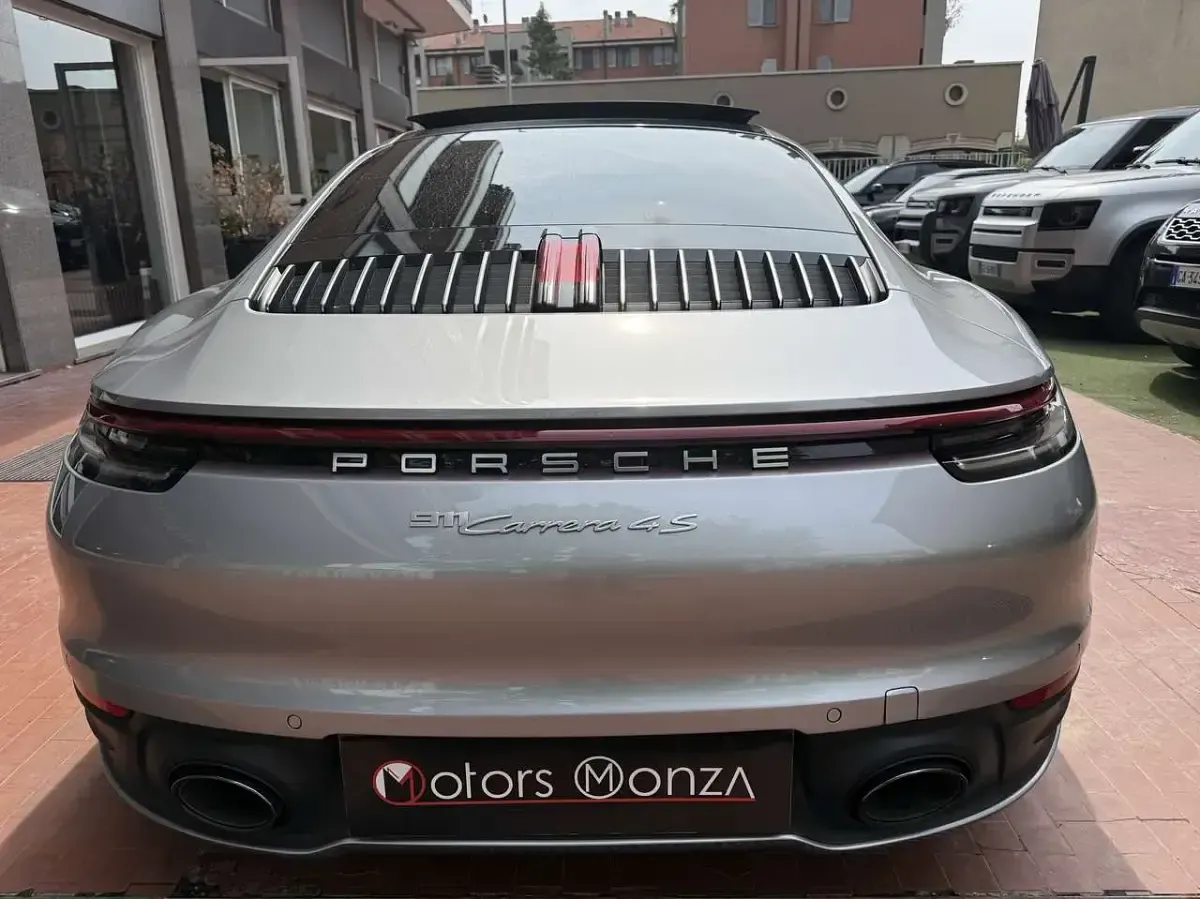 Usata Porsche 911 Carrera 4S 450 CV (330 kW) 2019 Argento Coupé