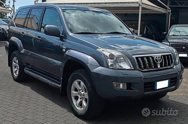 Usata Toyota Land Cruiser 173 CV (127 kW) 2007 Grigio SUV