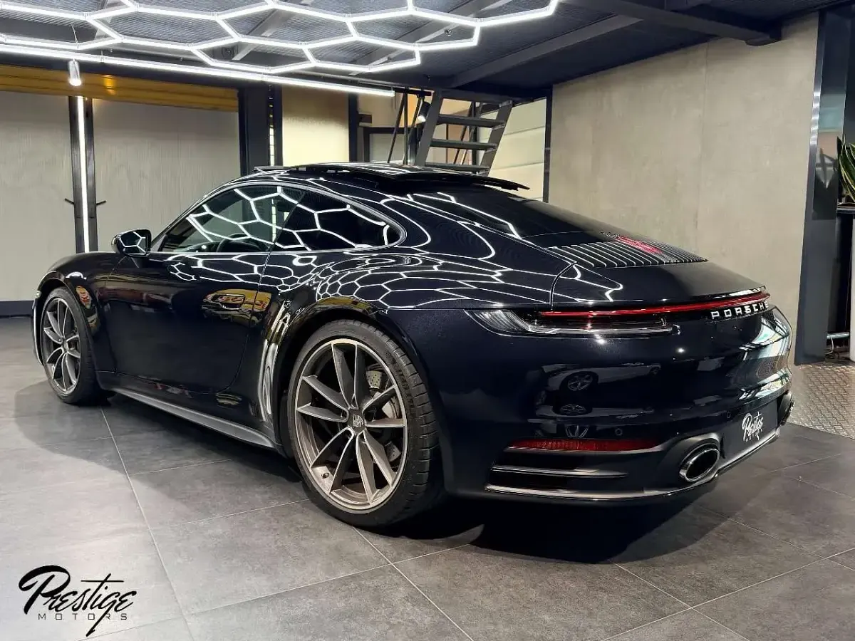 Usata Porsche 911 Carrera 4 385 CV (283 kW) 2020 Nero Coupé