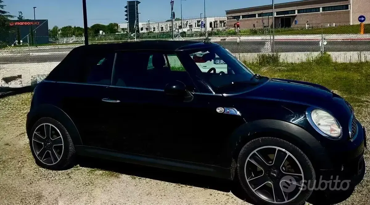 Usata Mini Cooper S Coupé 184 CV (135 kW) 2011 Nero Coupé