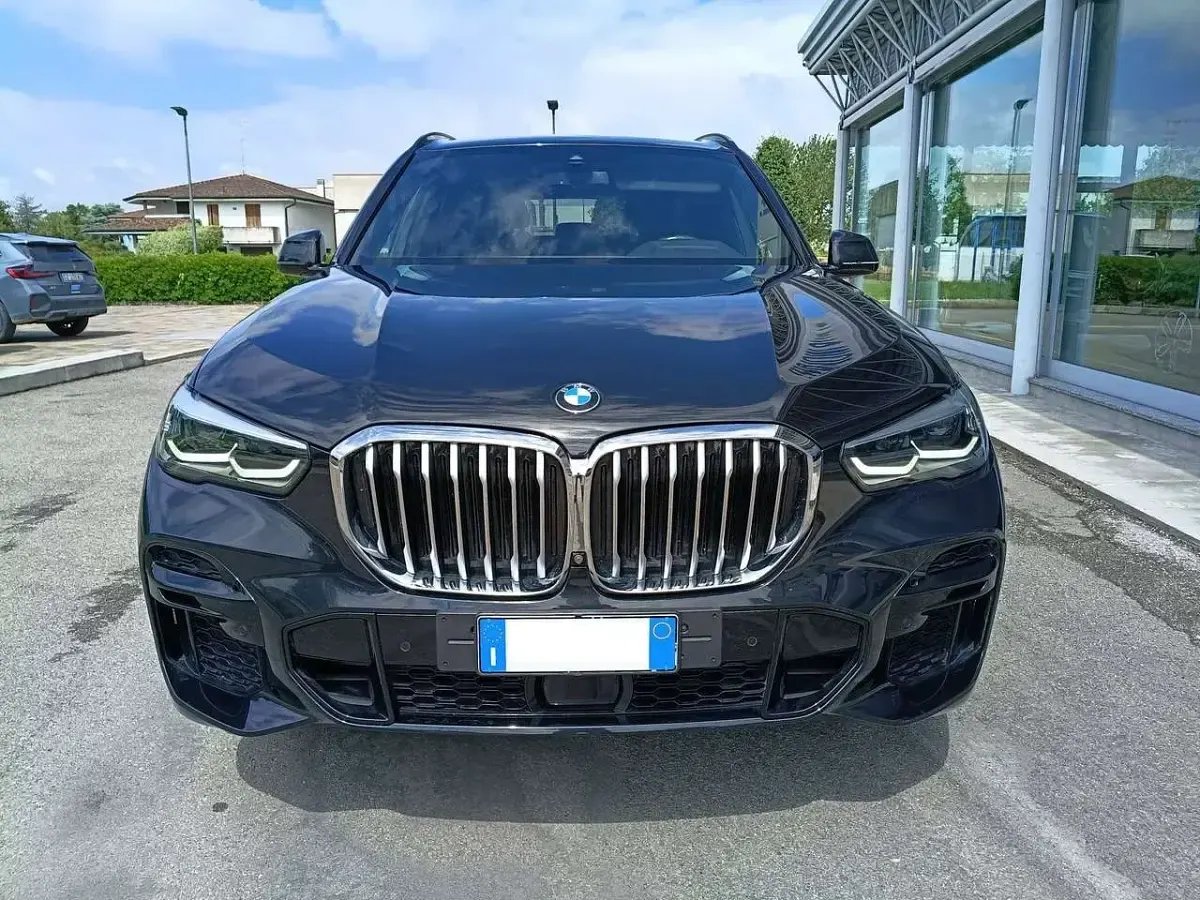 Usata BMW X5 M Sport 286 CV (210 kW) 2022 Saphirschwarz metallic SUV