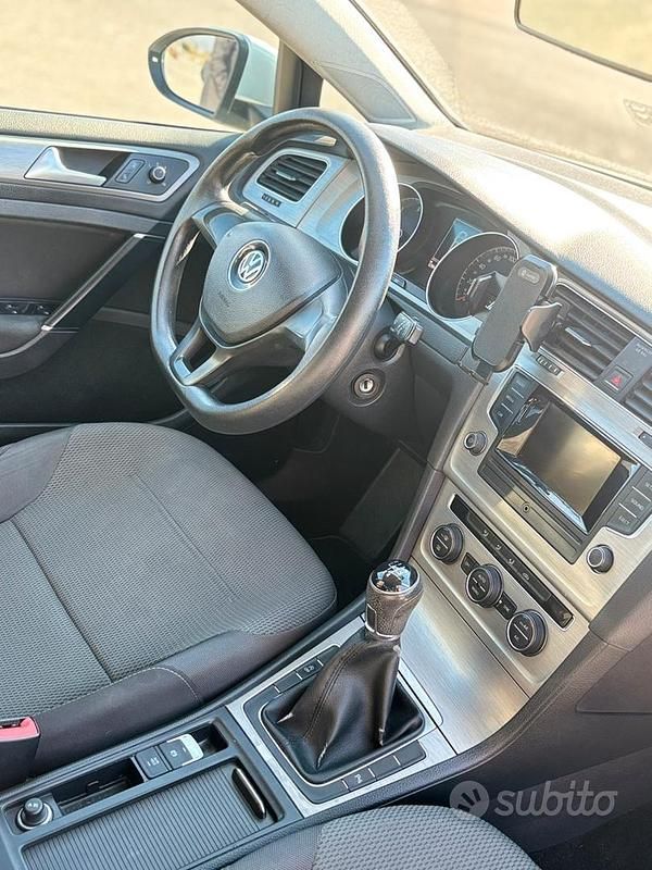 Usata VW Golf VII Comfortline 110 CV (80 kW) 2014 Bianco Berlina