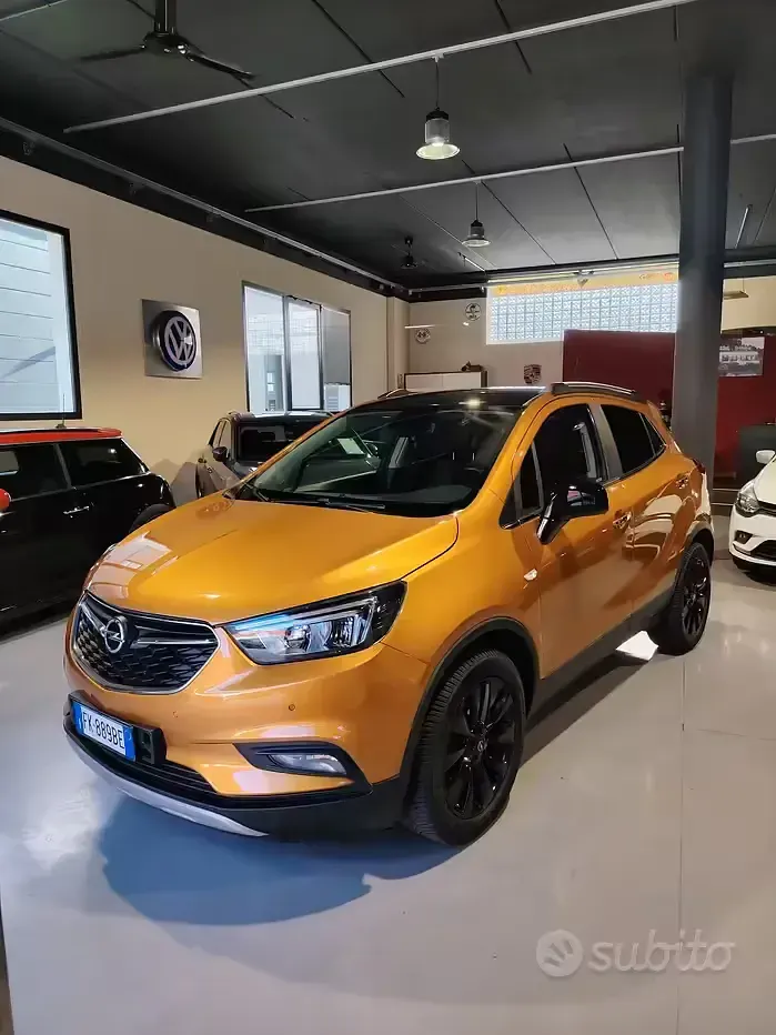 Usado Opel Mokka X Innovation 136 CV (100 kW) 2017 Naranja SUV