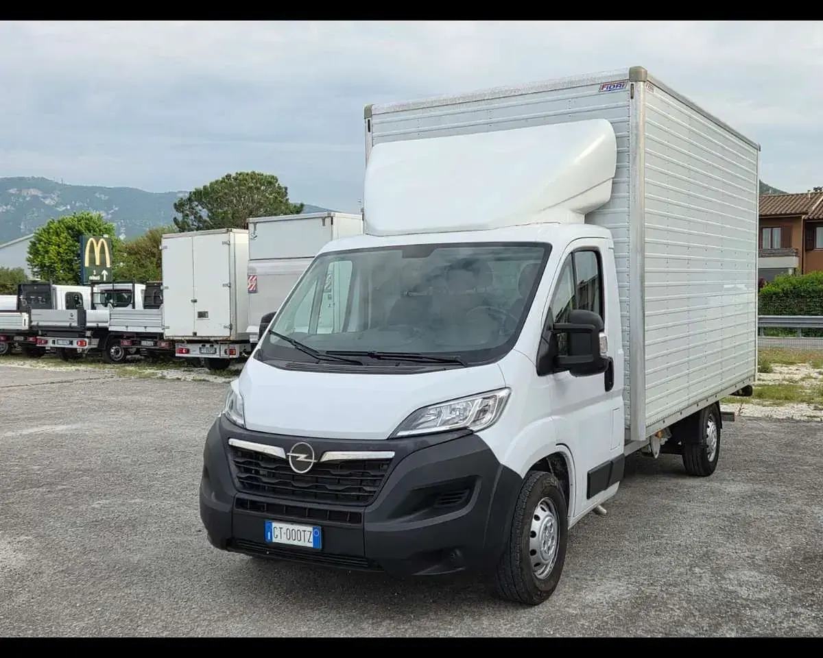 Usata Opel Movano Edition 165 CV (121 kW) 2024 Bianco Furgone