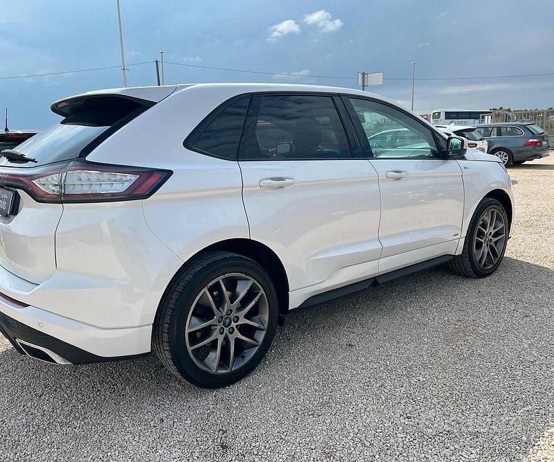 Usata Ford Edge 209 CV (153 kW) 2018 Bianco SUV