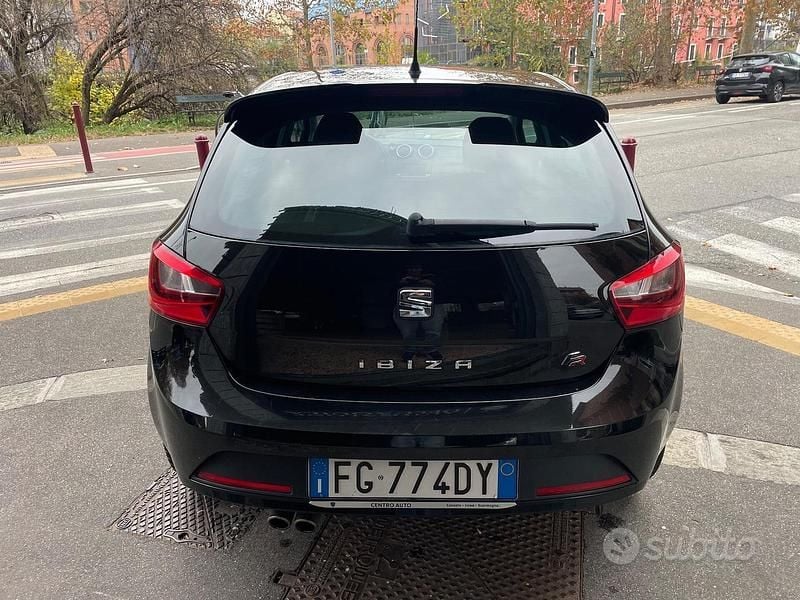 Usata Seat Ibiza FR 105 CV (77 kW) 2017 Nero Berlina