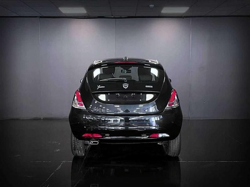 Usata Lancia Ypsilon S 69 CV (50 kW) 2022 Nero Utilitaria