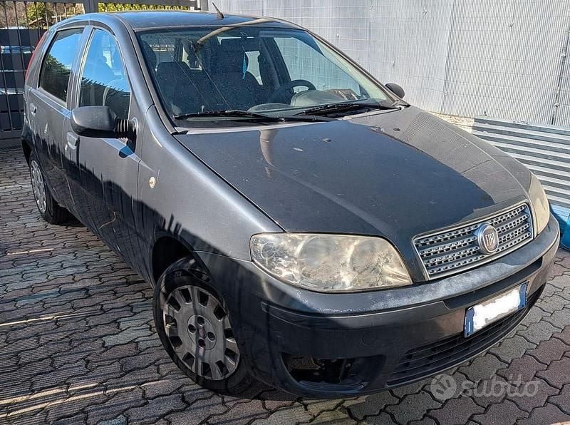 Usata Fiat Punto 2010 Grigio Utilitaria