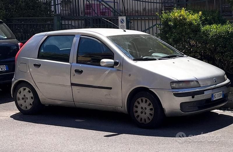 Grigio Usata 1999 Fiat Punto Due volumi | 1000 € (Ottimo prezzo) - Immagine 1/1